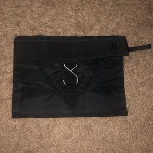 Lululemon break free kit